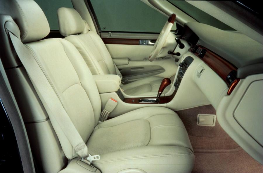  Cadillac Seville 1998 года  (фото 46 из 94)